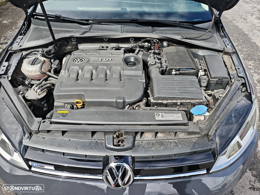 VW Golf 1.6 TDi BlueMotion Confortline - 12