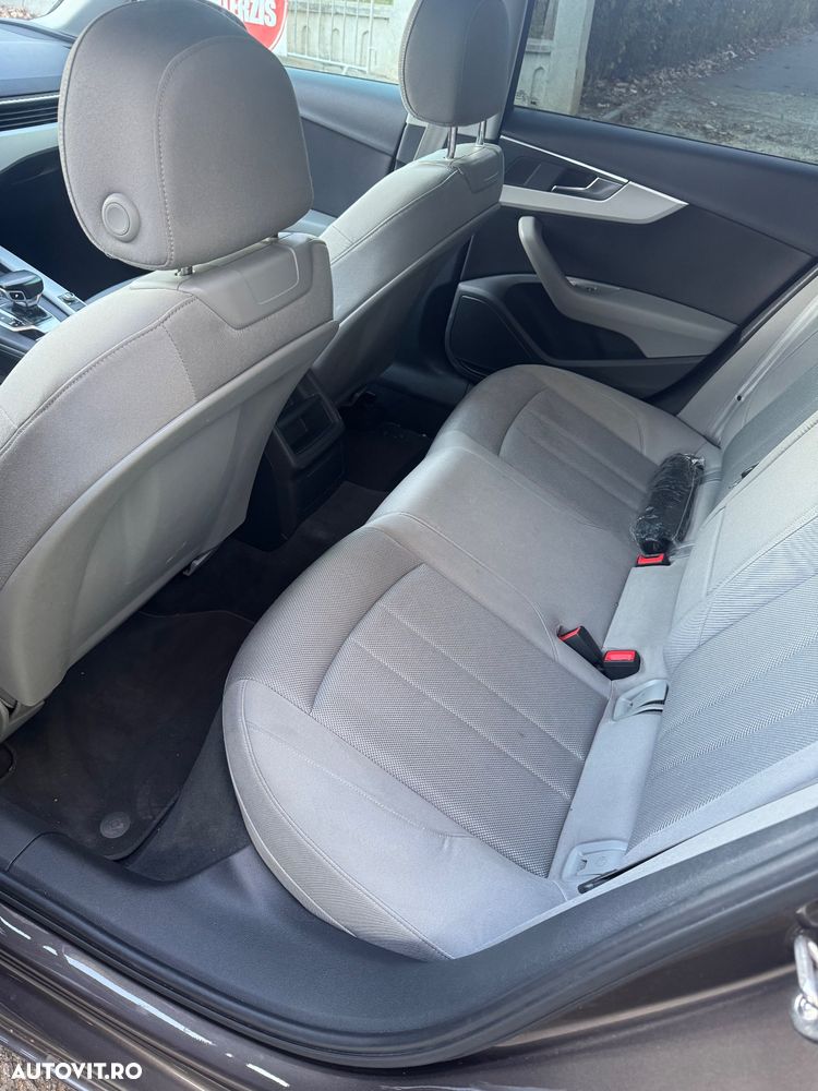 Audi A4 Avant 2.0 TDI S tronic - 14