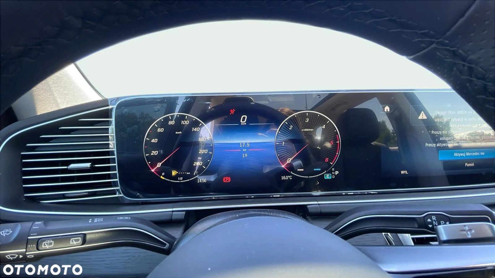 Mercedes-Benz GLE - 12