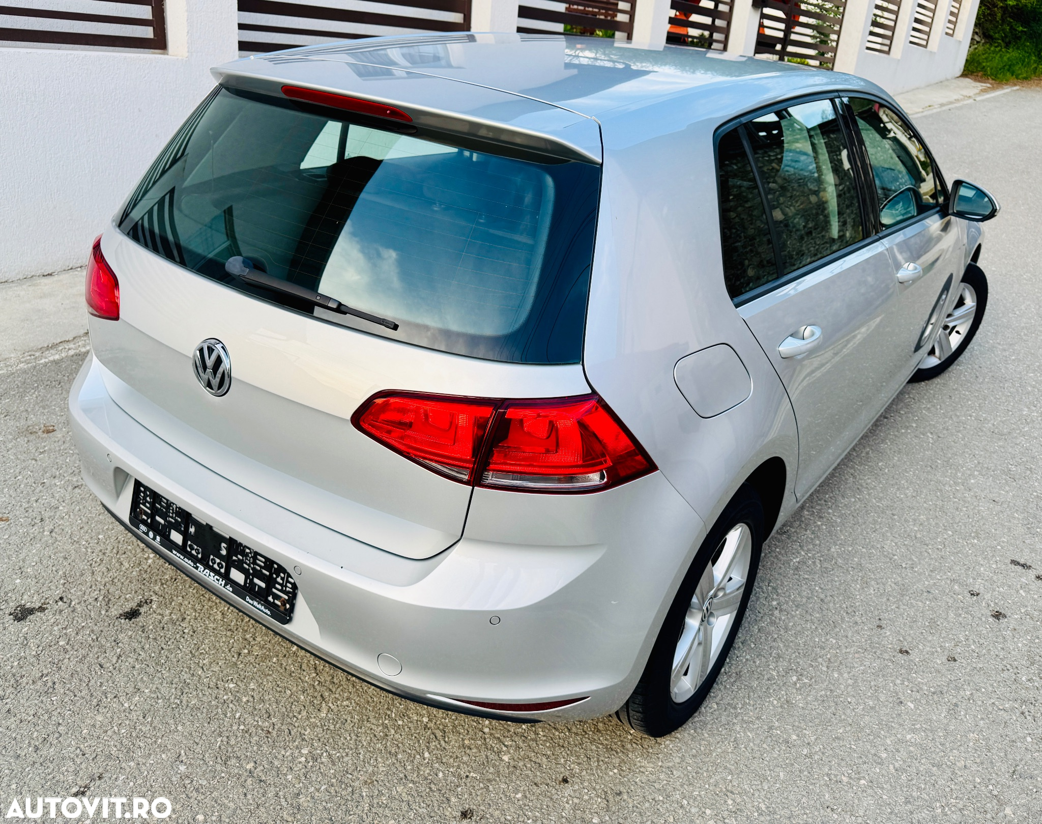 Volkswagen Golf 1.2 TSI BlueMotion Technology Comfortline - 10
