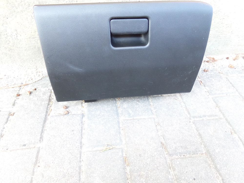 Schowek deski rozdzielczej Suzuki Swift MK8  73410-52R0 - 2