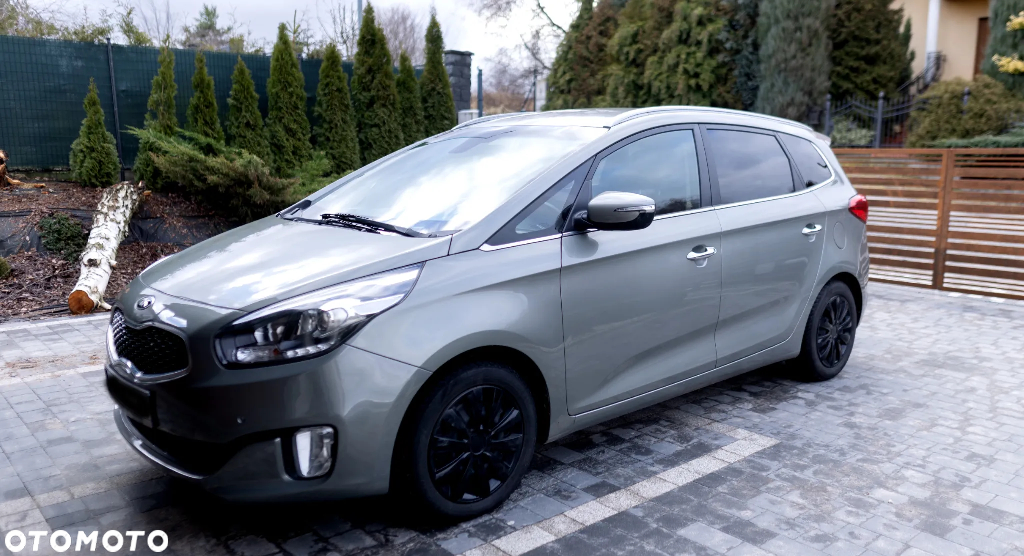 Kia Carens 1.7 CRDi XL 7os - 10