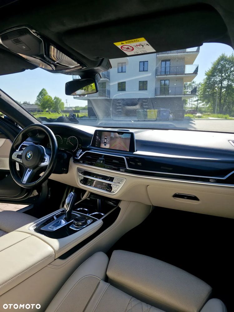 BMW Seria 7 750Ld xDrive - 17