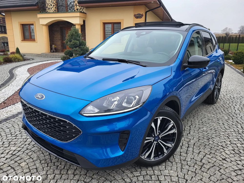 Ford Kuga - 1