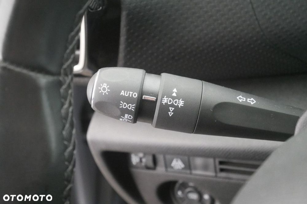 Citroën C4 1.5 BlueHDi Shine S&S - 22