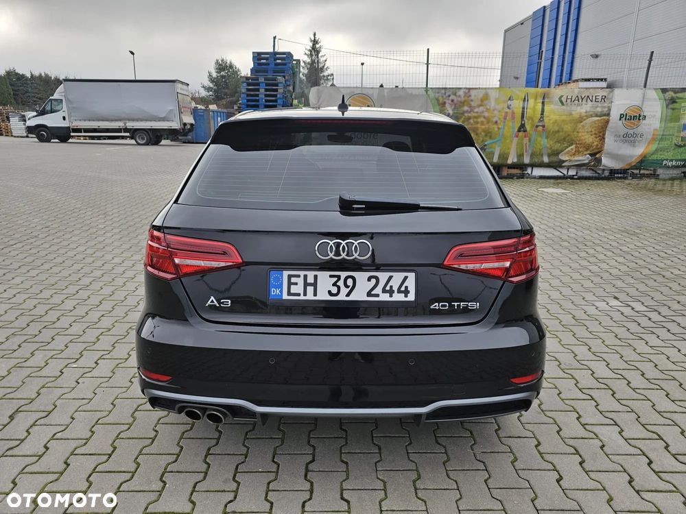 Audi A3 Sportback - 16