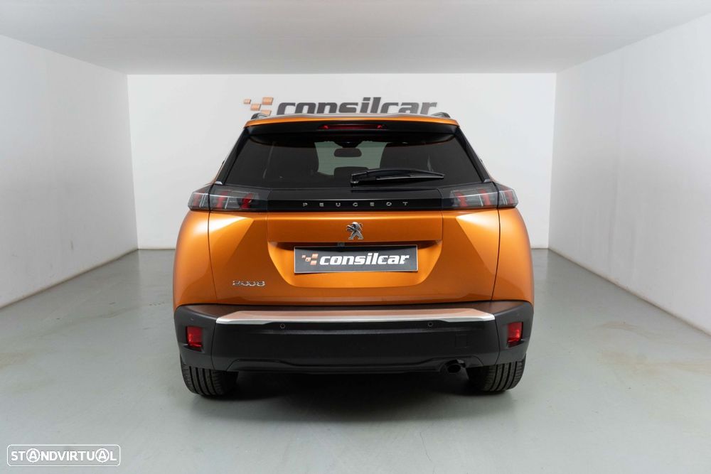 Peugeot 2008 1.2 PureTech Allure Pack - 5