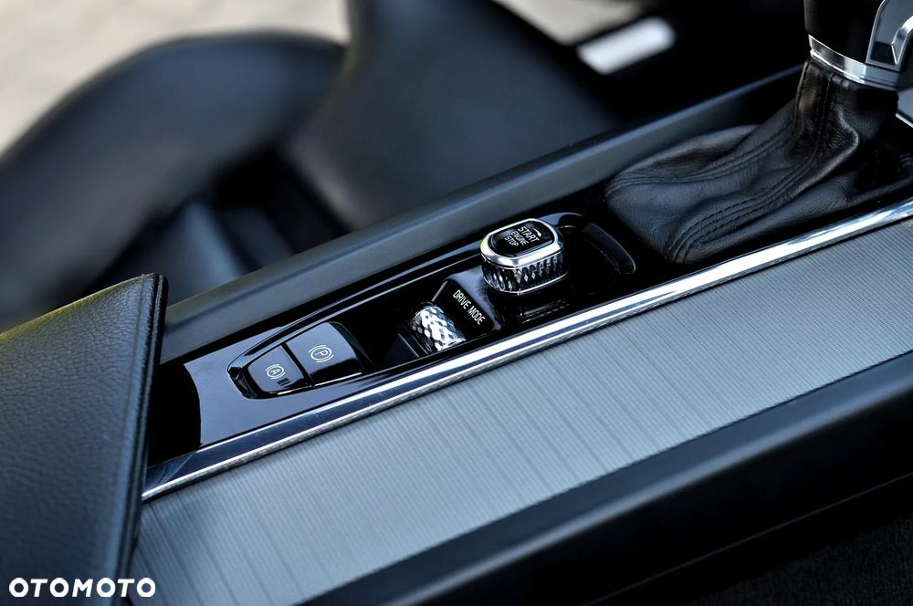 Volvo XC 60 T5 Inscription - 35