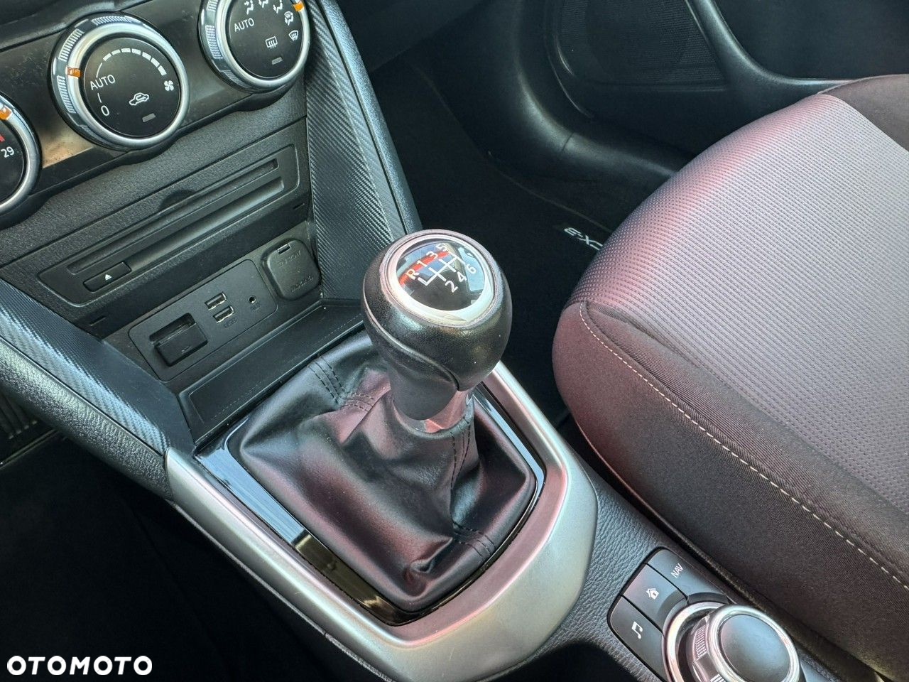 Mazda CX-3 SKYACTIV-G 120 FWD Center-Line - 26