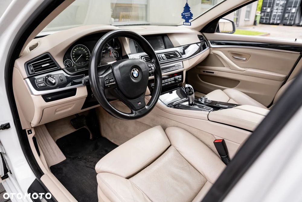 BMW Seria 5 - 12