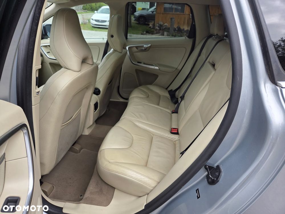 Volvo XC 60 - 13