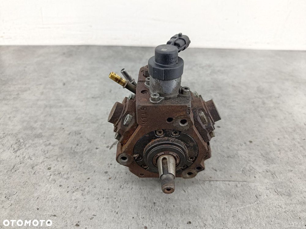 POMPA WTRYSKOWA RENAULT MEGANE III H8200561664  8200945033-A  0445010218 - 3