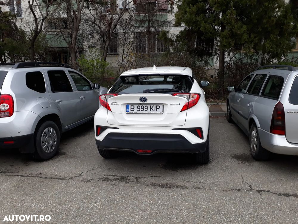 Toyota C-HR 1.8 HSD 4x2 CVT C-enter - 2