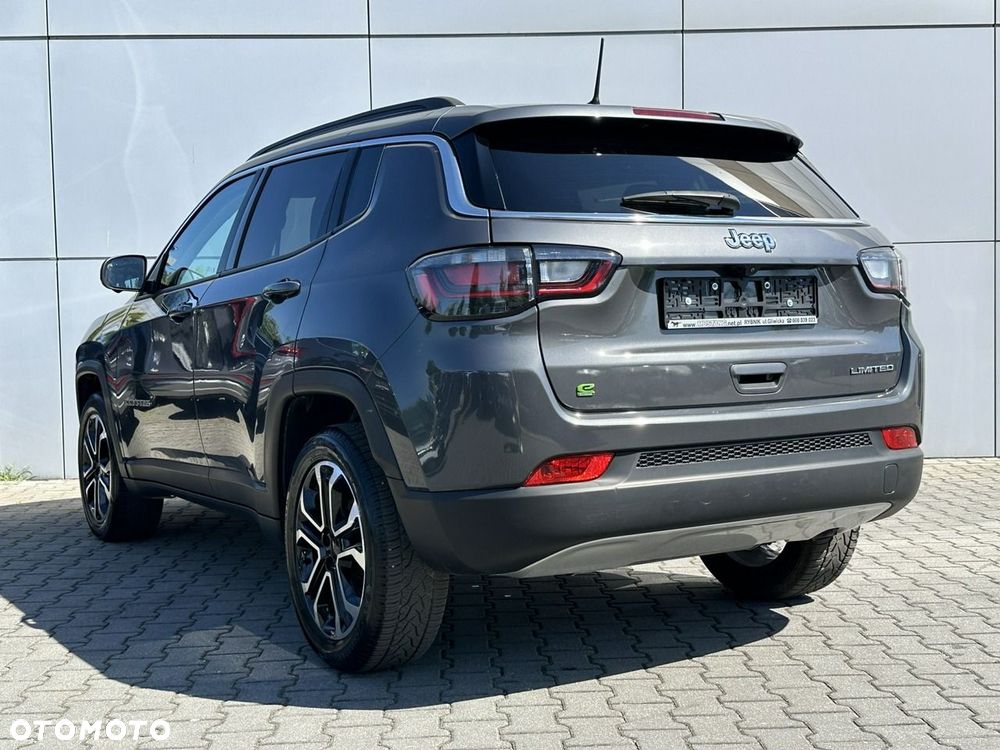 Jeep Compass - 11