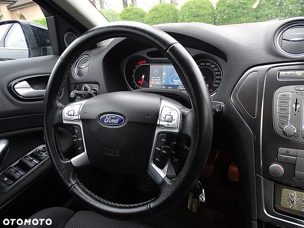 Ford Mondeo 2.0 Titanium - 21