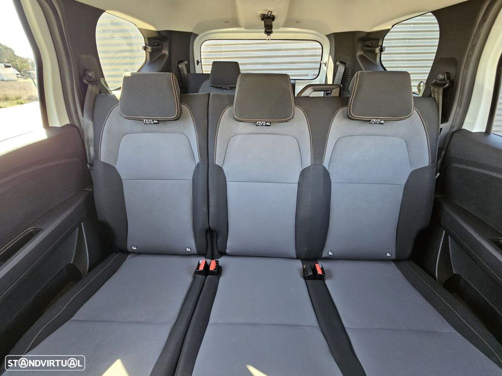 Dacia Jogger 1.0 TCe Extreme 7L - 23