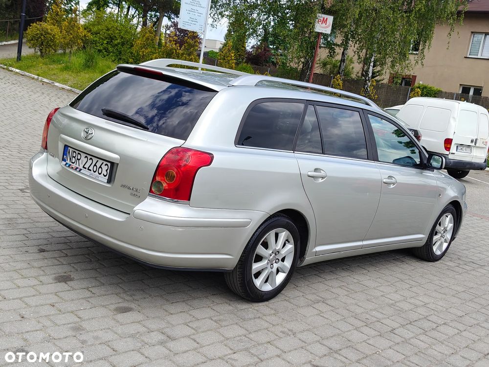 Toyota Avensis 2.0 VVT-i Travel - 17