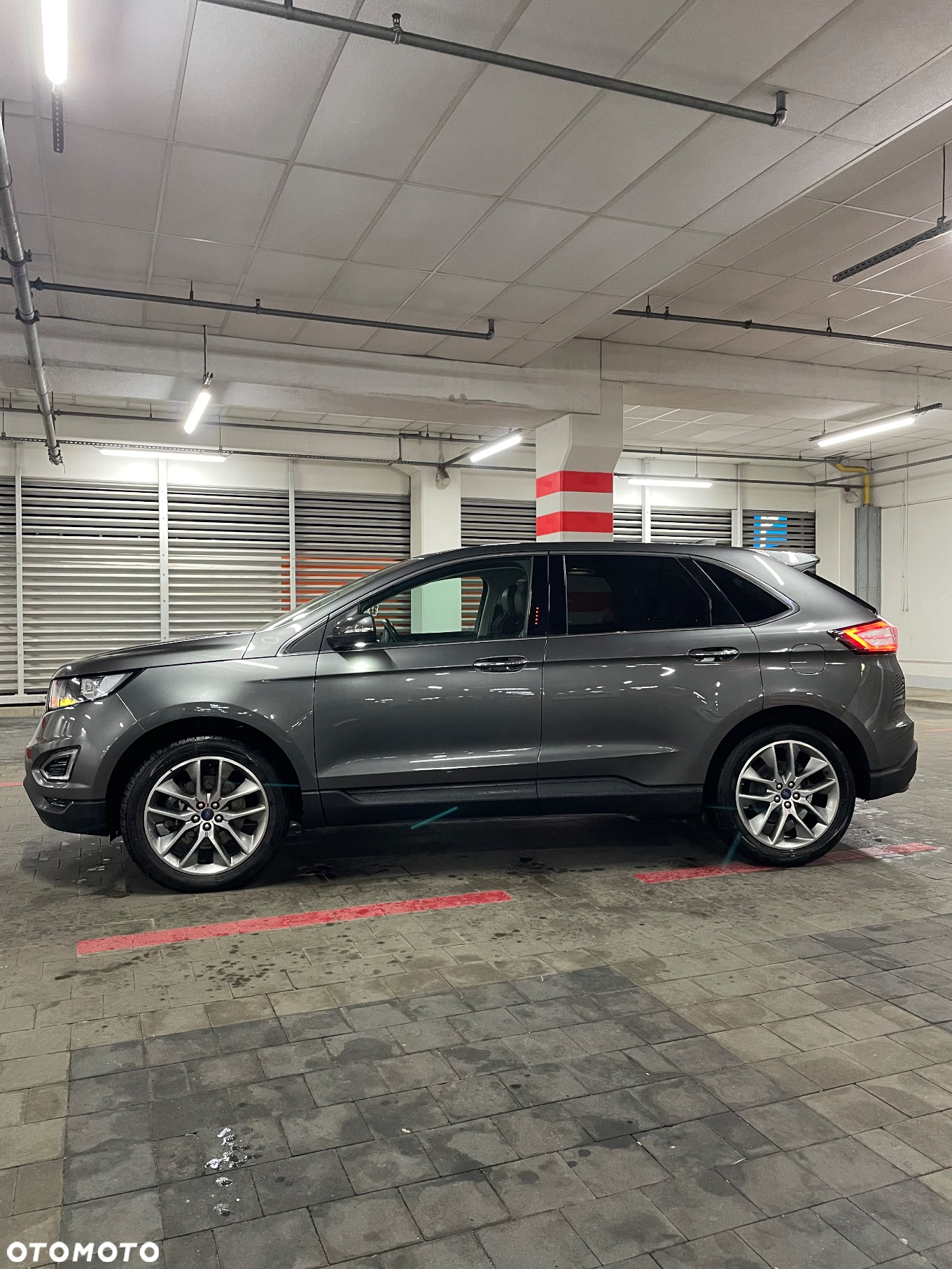 Ford Edge - 9