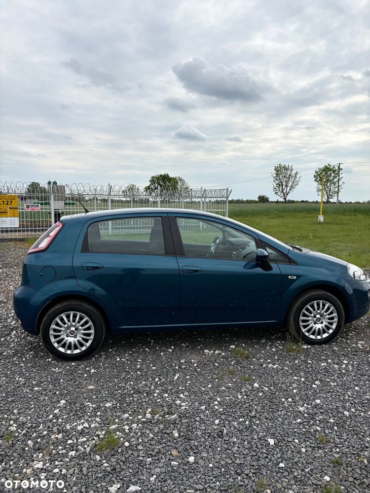 Fiat Grande Punto 1.4 8V Dualogic Active - 4