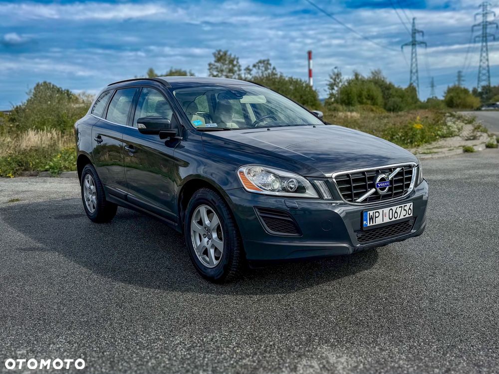 Volvo XC 60 - 4