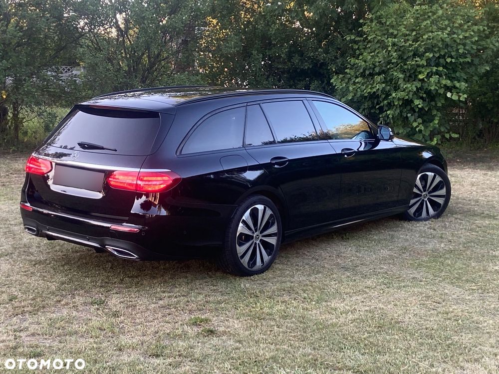 Mercedes-Benz Klasa E 220 d 9G-TRONIC AMG Line - 13