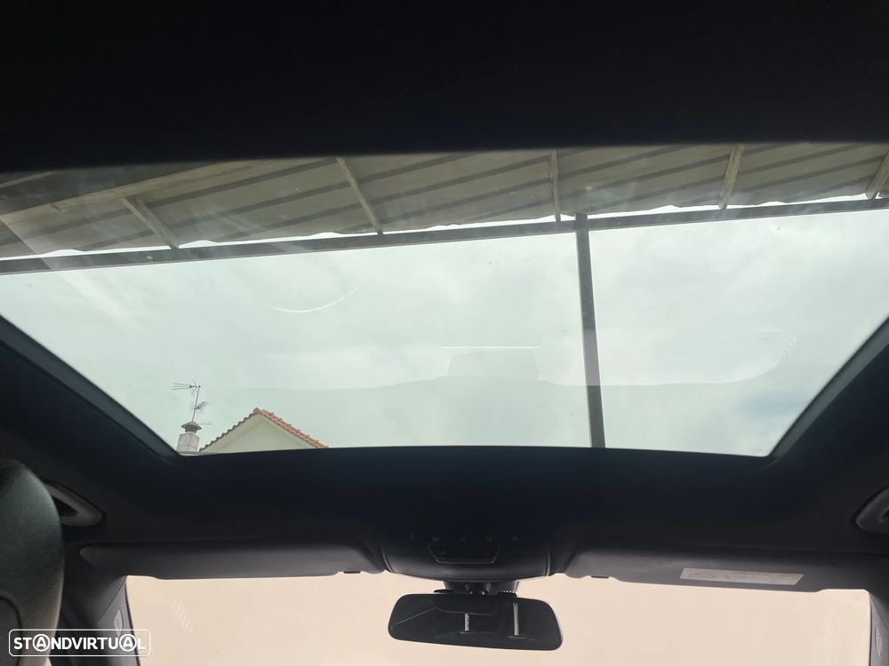 Mercedes-Benz GLC 250 d 4Matic 9G-TRONIC Exclusive - 29