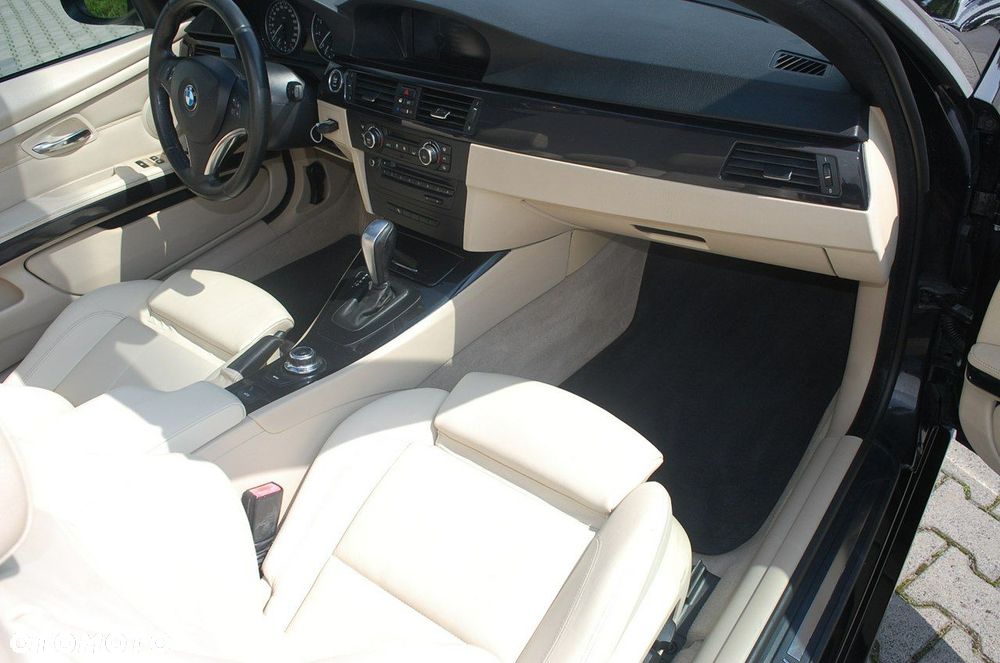 BMW Seria 3 - 34