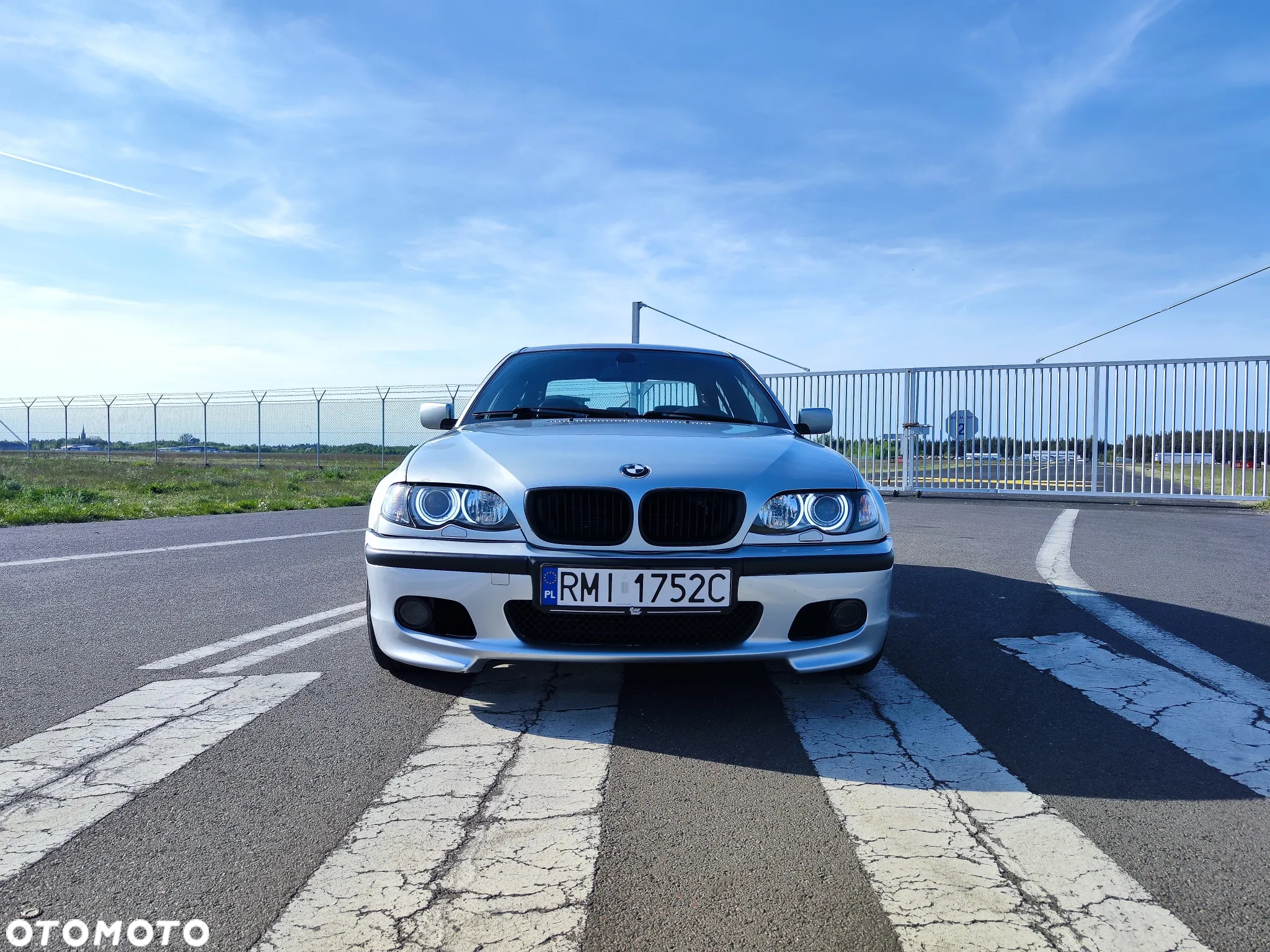 BMW Seria 3 330i - 2