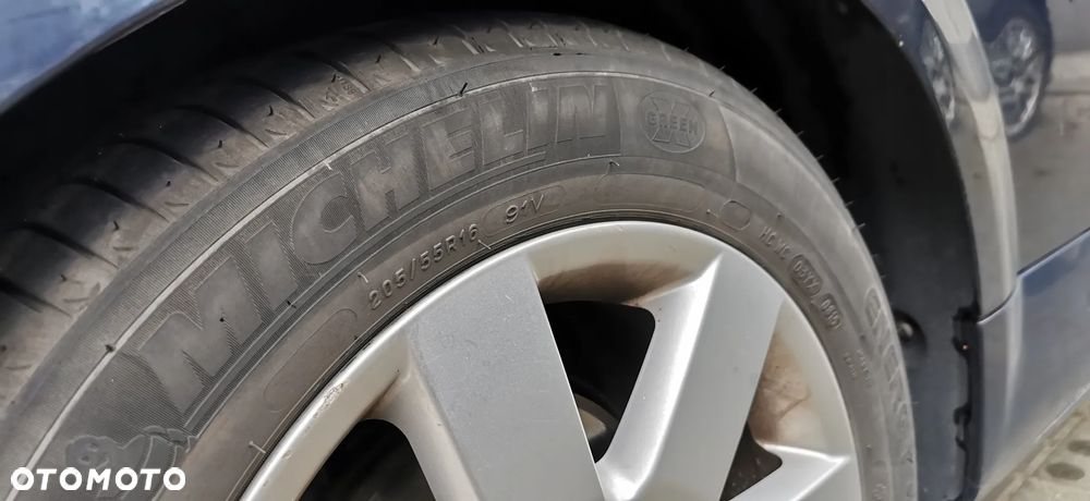 Audi TT Coupé 1.8 T quattro - 30