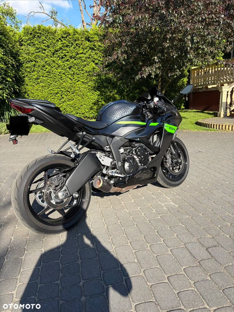 Kawasaki ZXR - 6