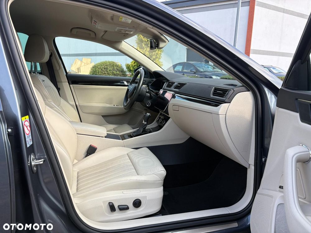 Skoda Superb 2.0 TDI L&K DSG - 27
