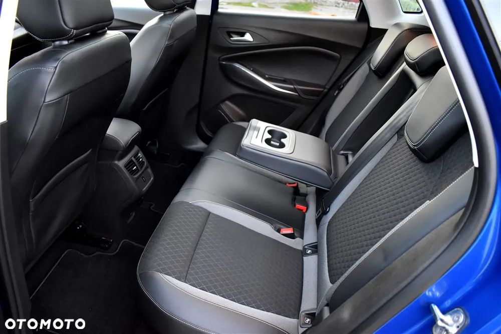 Opel Grandland X 1.6 DStart/Stop Automatik Business INNOVATION - 14