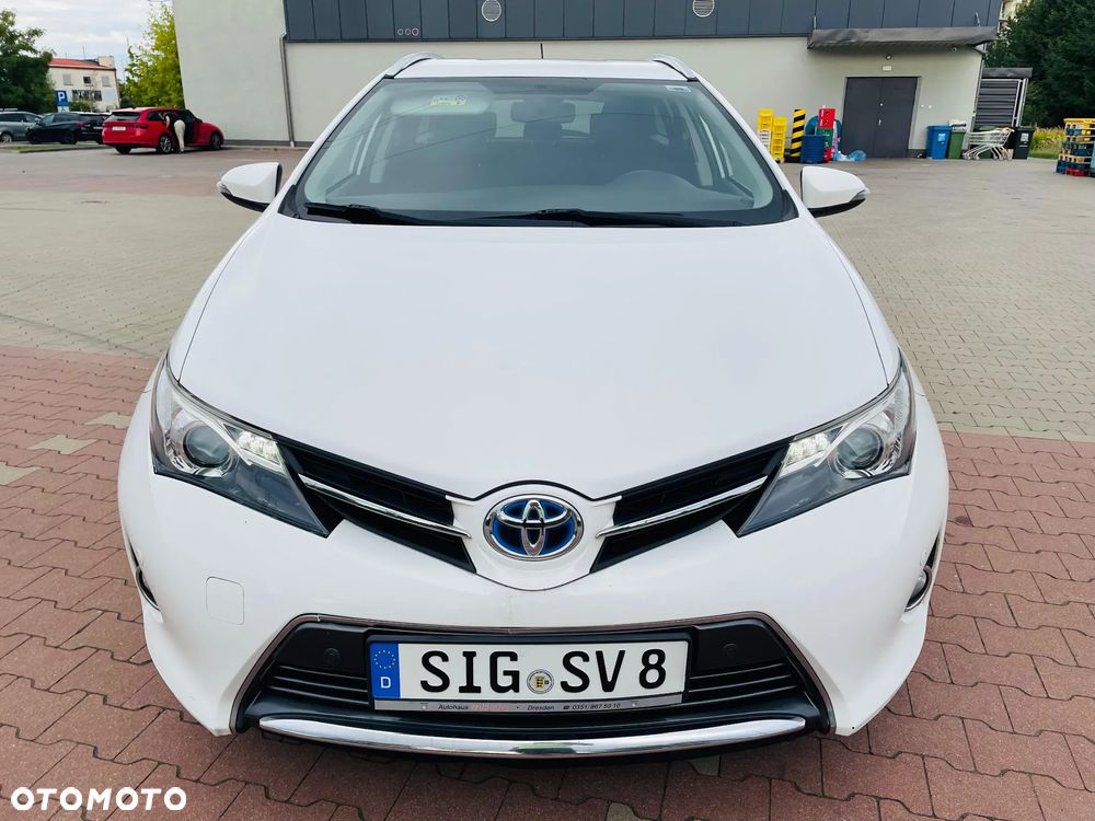 Toyota Auris 1.8 HSD Luna - 8