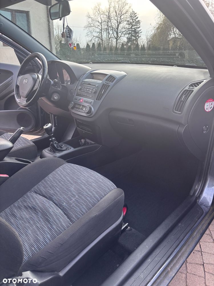Kia Ceed 1.6 Crdi Comfort - 14