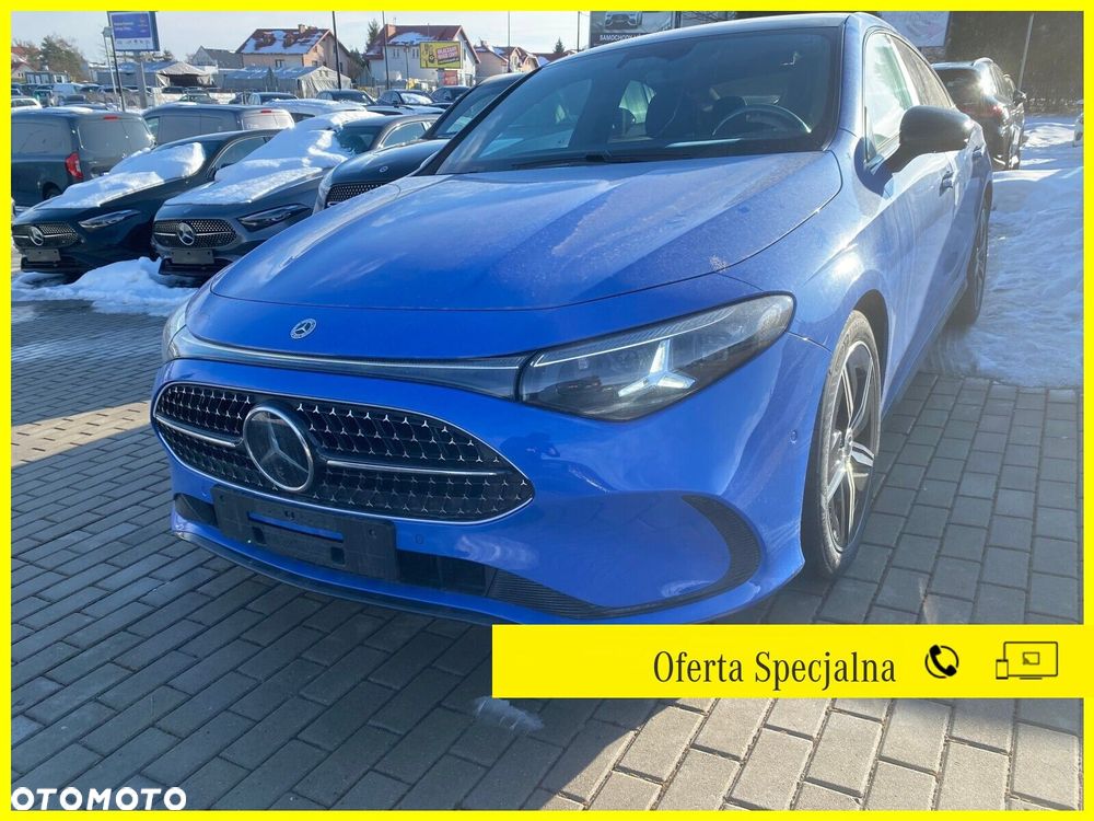 Mercedes-Benz CLA - 1