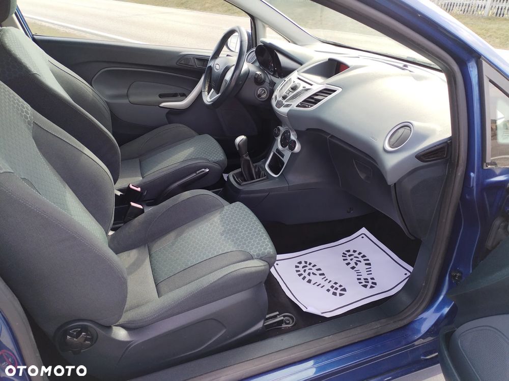 Ford Fiesta - 27