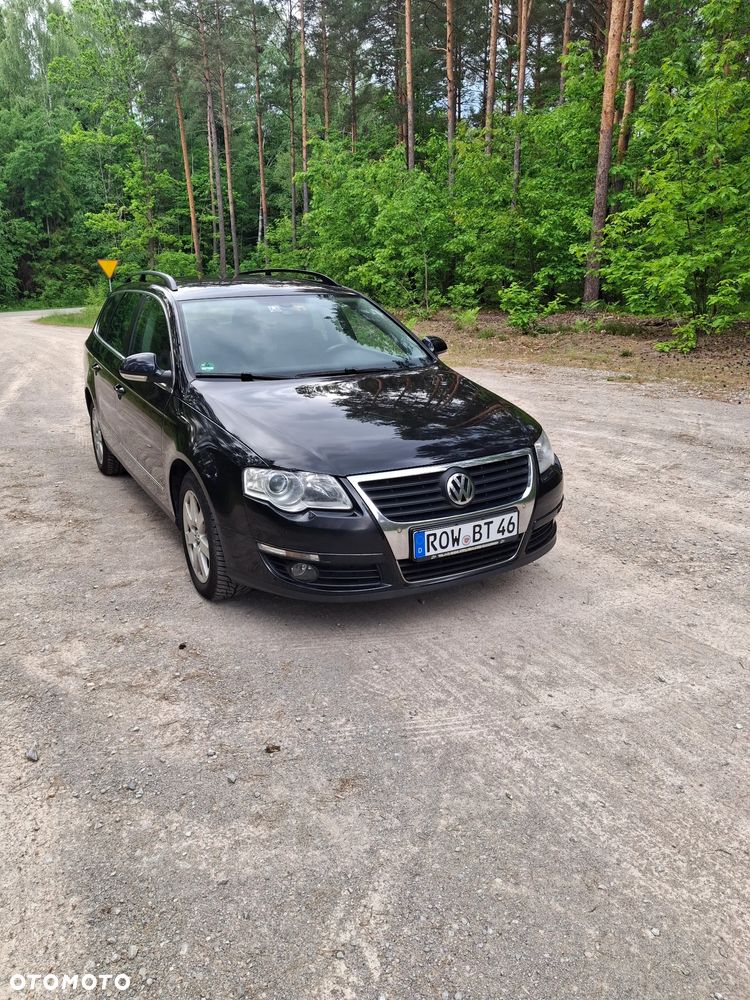 Volkswagen Passat - 11