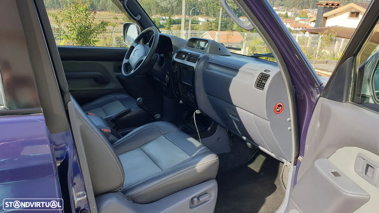 Toyota Land Cruiser 3.0 TD Pack 2 - 29