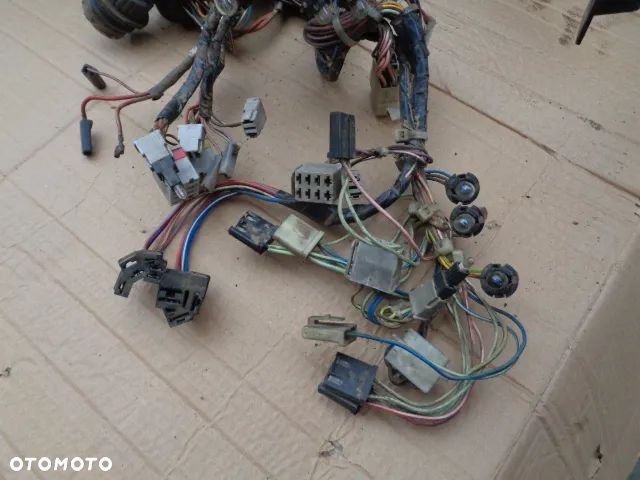 Wiązka kolumny kierowniczej Case 5130 - 2