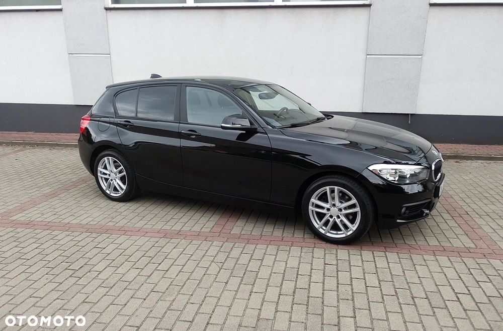 BMW Seria 1 120i Advantage - 9
