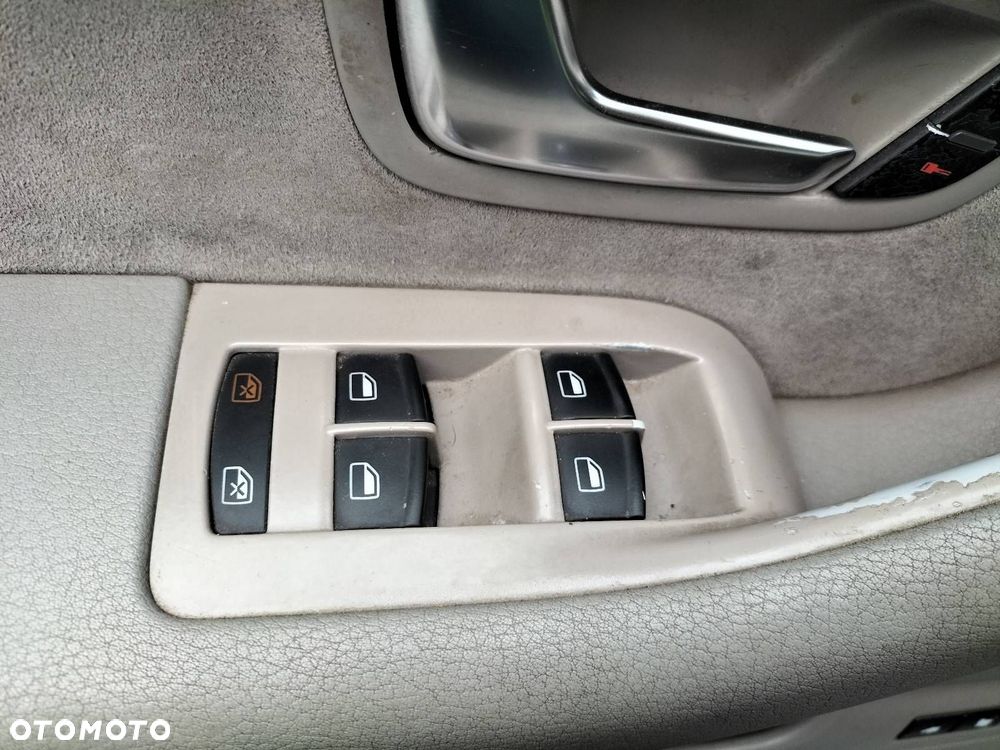 PRZEŁĄCZNIK PANEL SZYB LEWY PRZÓD AUDI A8 D3 4E0959851B 8E0959565A - 2