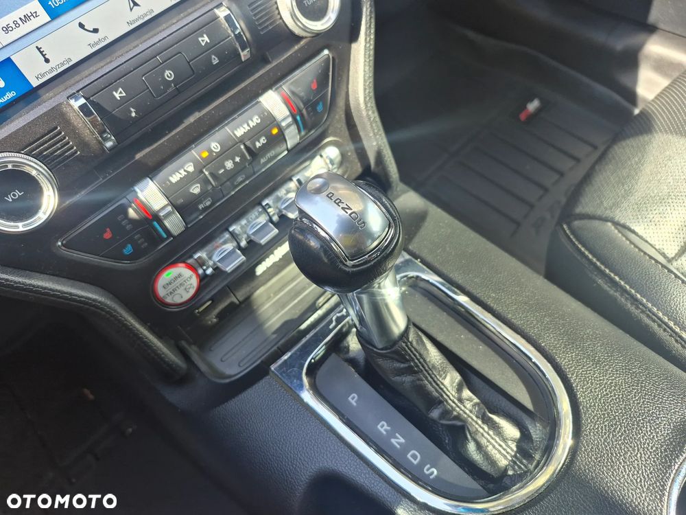 Ford Mustang 5.0 V8 GT - 17