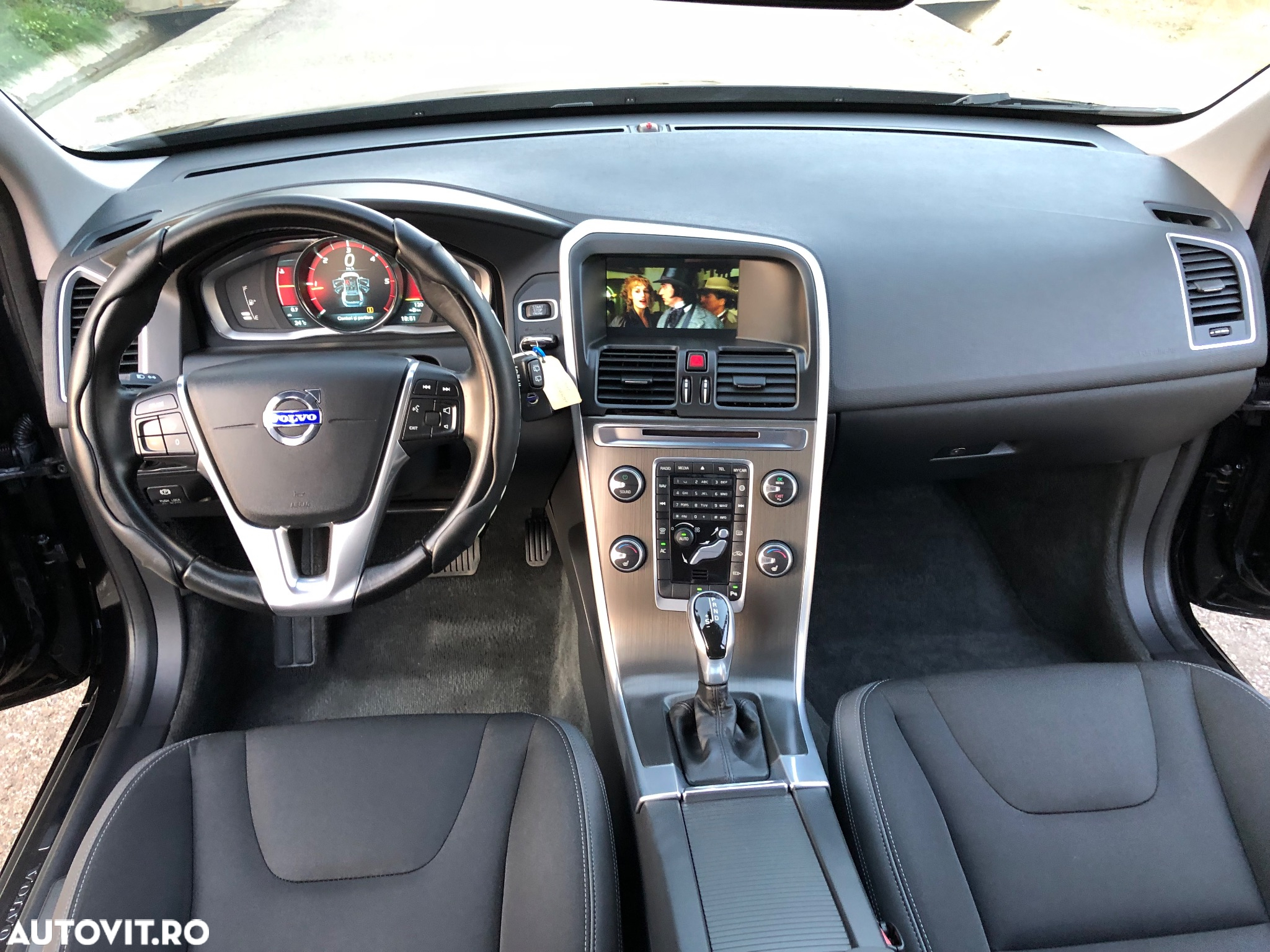 Volvo XC 60 D4 Geartronic Summum - 18