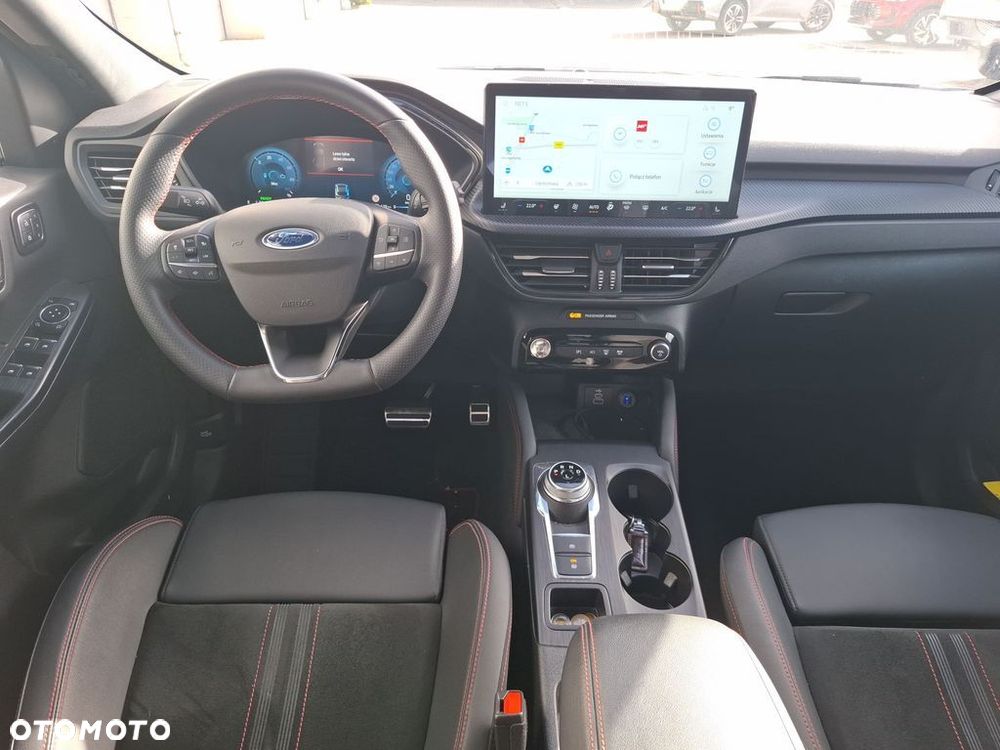 Ford Kuga - 17