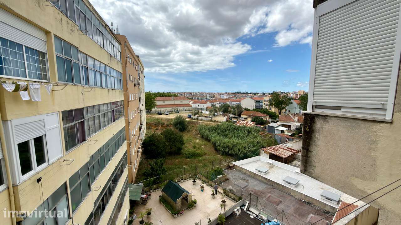 Apartamento T2, Totalmente Remodelado, Torre da Marinha, Seixal - Grande imagem: 4/22