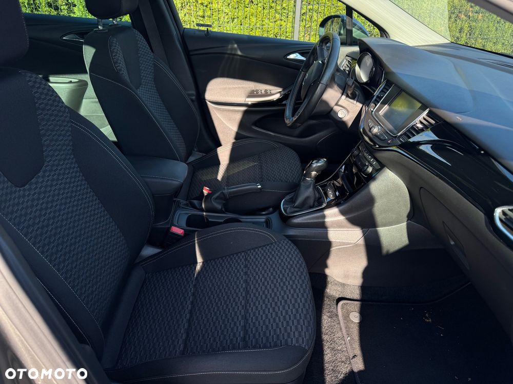 Opel Astra 1.4 Turbo Start/Stop Dynamic - 19