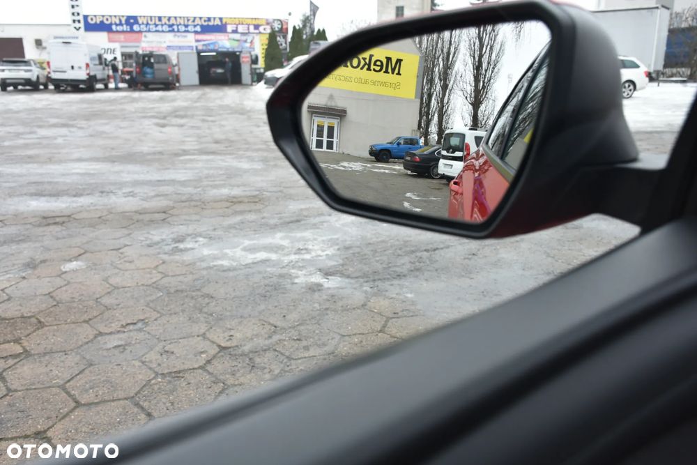 Hyundai Tucson 1.6 T-GDi 48V-Hybrid 2WD DCT Select - 29