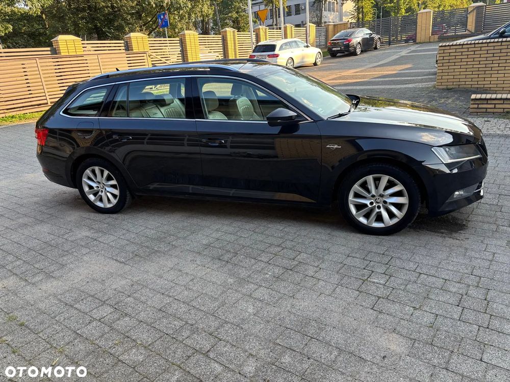 Skoda Superb 2.0 TDI L&K - 2