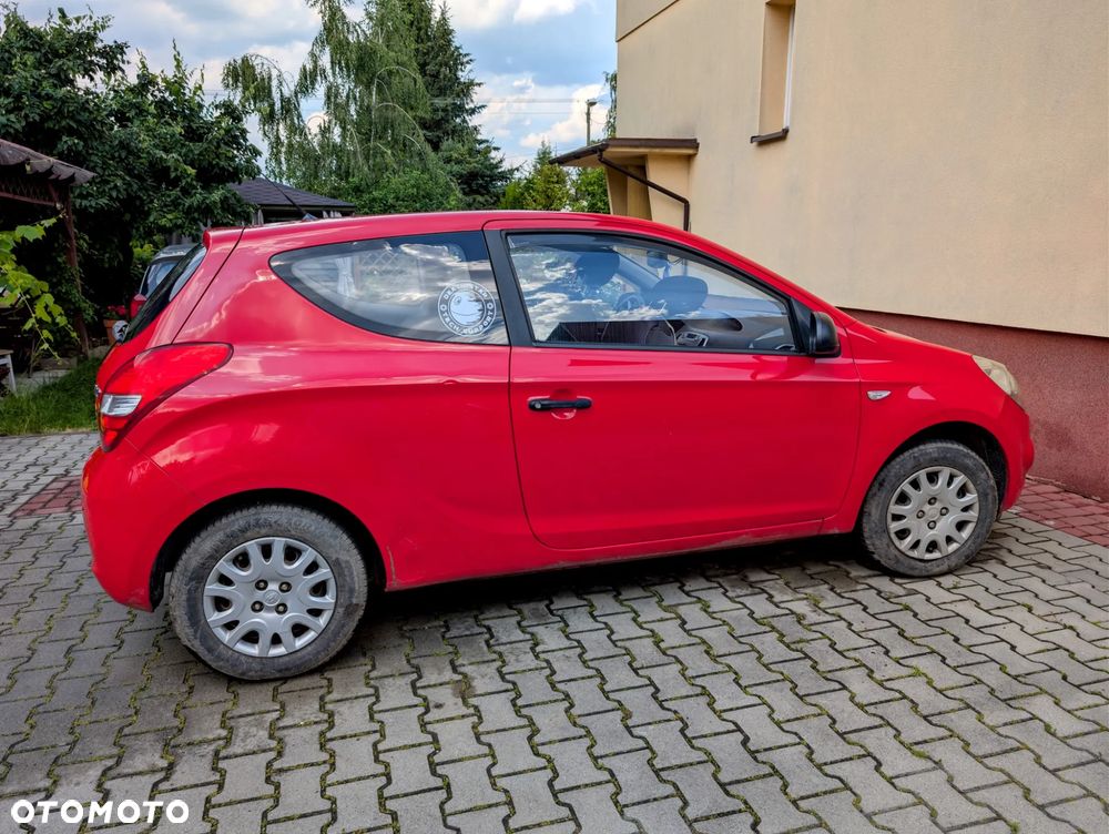 Hyundai i20 1.2 FIFA WM Edition - 8