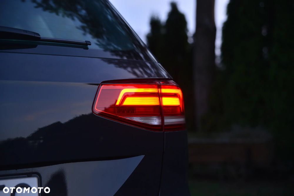 Volkswagen Passat - 23